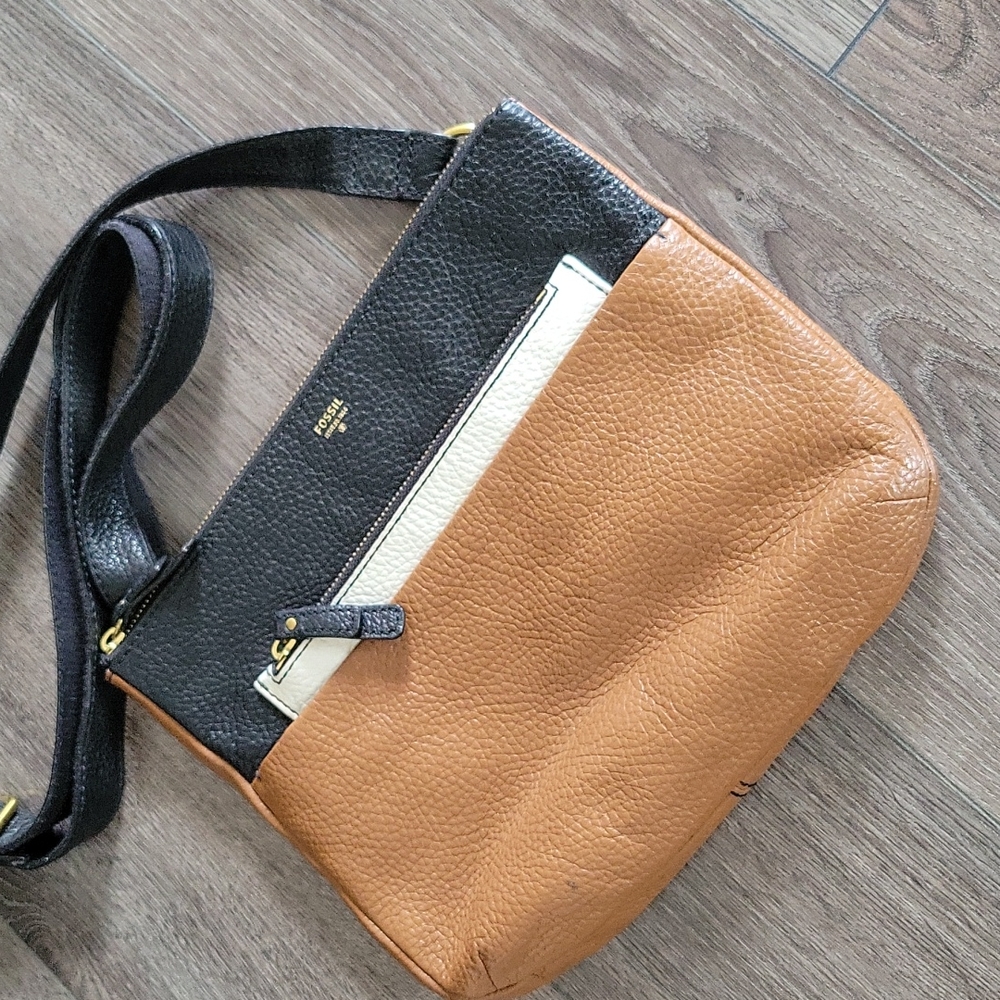 Fossil No. 1954 Crossbody